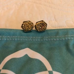 Kendra Scott stud earrings - gold